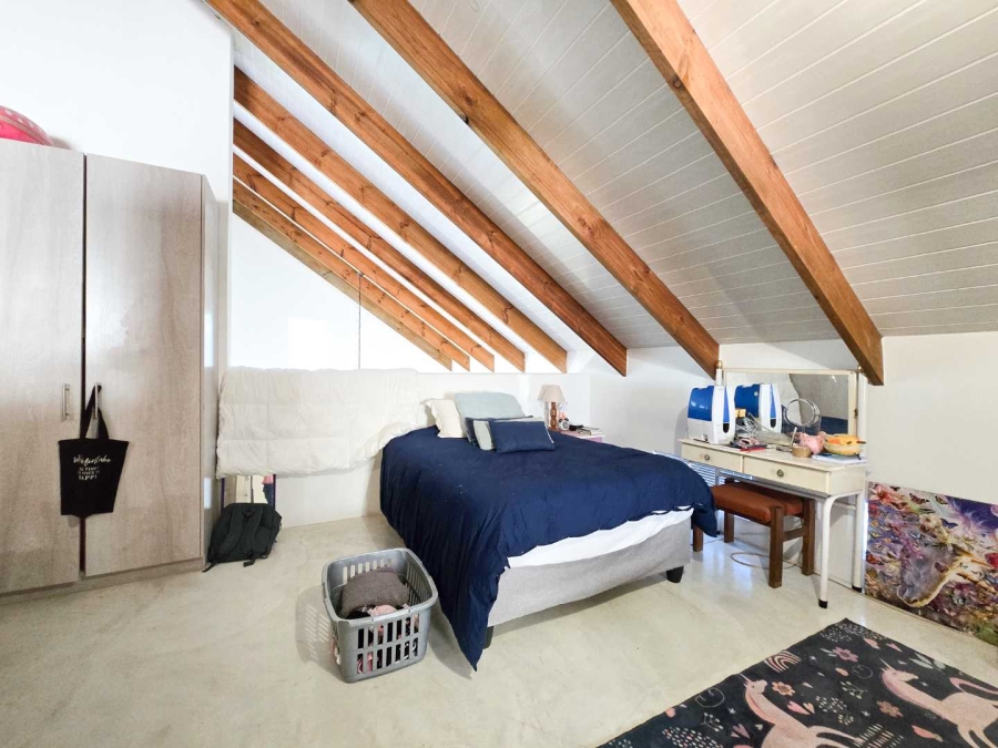 3 Bedroom Property for Sale in Stilbaai Wes Western Cape
